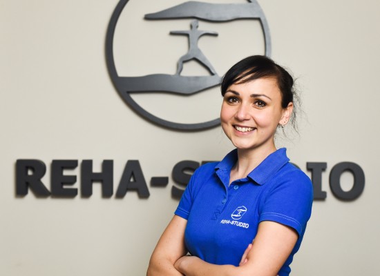 Fizjoterapeuta Beata Cieślak, mgr fizjoterapii, terapeuta Integracji Strukturalnej Anatomy Trains – właściciel gabinetu